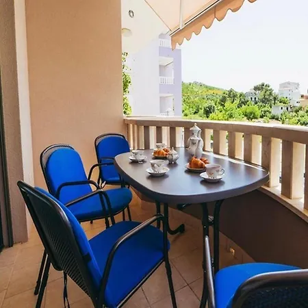 Appartamento Family-friendly With Swimming Pool Promajna, Makarska - 6849 *