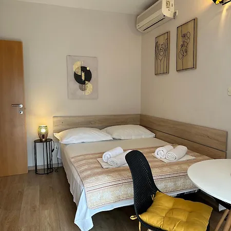 Family-friendly With Swimming Pool Promajna, Makarska - 6849 Appartamento