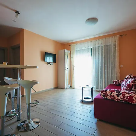 Family-friendly With Swimming Pool Promajna, Makarska - 6849 Appartamento *