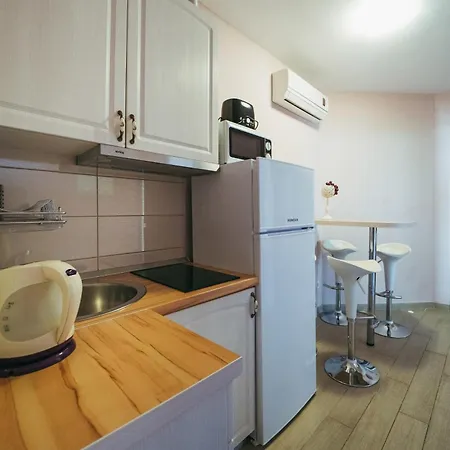 Family-friendly With Swimming Pool Promajna, Makarska - 6849 Promajna